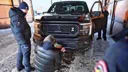 Россиянам захотели разрешить регистрировать угнанные в «недружественных странах» автомобили