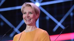 Суд отменил заочный приговор телеведущей Татьяне Лазаревой по делу о нарушении «иноагентского законодательства»