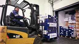 Экспорт и импорт РФ двинулись в разные стороны