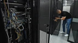 Хостинг-провайдеров обяжут искать на своих серверах операторов VPN