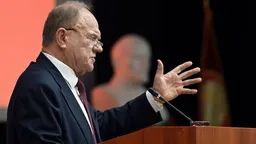 Поминальная политика