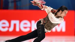 Житель Петербурга подал иск об «аморальности» выступления фигуриста Петра Гуменника по мотивам книги «Парфюмер»