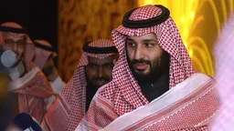 Путин обсудил с саудовским кронпринцем пути стабилизации рынка нефти