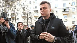 Бывшего мужа блогера Лерчек Артёма Чекалина приговорили к 7 годам колонии по делу о незаконных валютных операциях