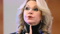 В правительстве заявили о росте доступности медицины на фоне нехватки 100 тысяч врачей