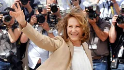 Актриса из фильма «Багровые реки» Надя Фарес умерла в возрасте 57 лет