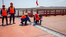 В посёлке Хасан соединён автомобильный мост между КНДР и Россией