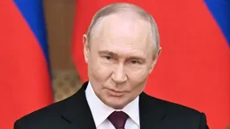 Путин посетил школу олимпийского резерва имени Рахлина в Петербурге