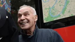 Умер народный артист РФ Роберт Ляпидевский, игравший конферансье Эдуарда Апломбова