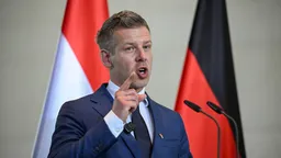 Мадьяр предложил Венгрию как площадку для переговоров по Украине