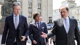 Послы Британии, Германии и Франции покинули МИД РФ после переговоров с Галузиным