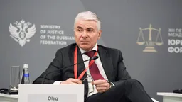 В Минюсте потребовали от «Яндекса» и «Сбера» ввести цензуру для ИИ-моделей, чтобы они не заменили уехавших «иноагентов»