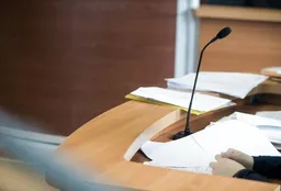 В Петербурге арестовали родителей, которые месяц морили голодом новорожденного ребенка