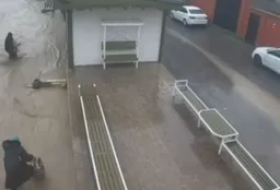 «Роскосмос» опубликовал спутниковые снимки циклона, который вызвал наводнения в Дагестане»