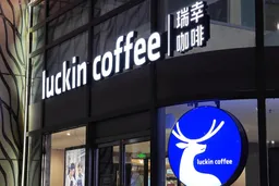 瑞幸因外卖大战成本激增业绩下滑 全球加速开店扩张