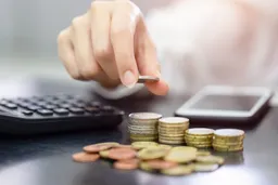 深圳欠薪保障基金一年垫付超7300万元 能否保障工资支付？