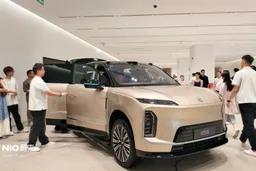 新车扎堆上市 市场为何偏爱大型车？