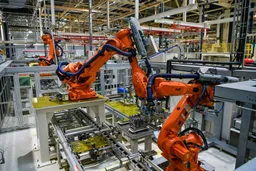 中国车企齐推油电混动 凸显燃油车节能压力