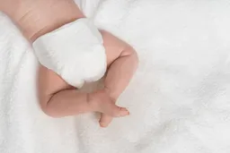 纸尿裤被曝检出毒性物质甲酰胺 “好奇”“碧芭宝贝”“Babycare”回应(含视频)