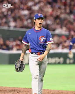 不斷更新／台灣火力全開！7局14比0扣倒捷克 首勝入袋