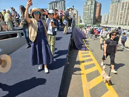 淡江大橋活動插曲！「平安橋」不平安 多人跌落受傷