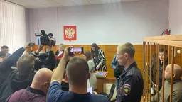 Заместителя свердловского министра ЖКХ приговорили к 11 годам колонии за взятку