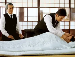 死不起！ #殡葬业 已成暴利赛道 内幕太惊人