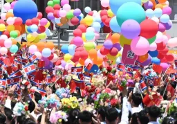 山呼习这一幕 寒意刺骨！ #中国 正大步向 #朝鲜 迈进