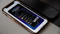 Max подписывает пользователей на Z-каналы, от которых невозможно отписаться