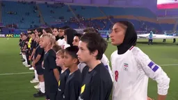 Женская сборная Ирана по футболу исполнила национальный гимн на Кубке Азии