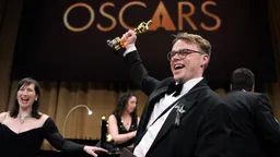 📹 Фильм «Господин Никто против Путина» получил «Оскар» в категории «Лучший документальный фильм»