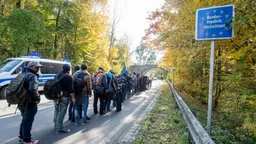 Германия начала депортировать антивоенных россиян вслед за США