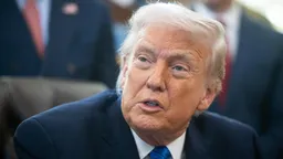 ✏ Трамп сообщил о начале переговоров с европейцами по Гренландии