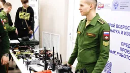 Как минимум в 70 российских учебных заведениях студентов вербуют на войну против Украины