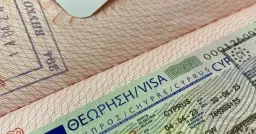 Посольство Кипра предупредило о прекращении работы визовых центров