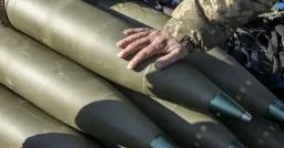 Болгария объявила о прекращении поставок вооружений Украине