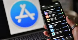 «Apple лишает дружков Путина инструмента слежки»: Михаил Климарев об удалении «ВКонтакте» из App Store»