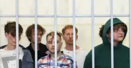 Суд в Баку назначил по три года лишения свободы россиянам Игорю Заболотских и Ильнуру Валитову по обвинению в легализации 98 тысяч манатов, полученных преступным путем