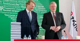 Вопреки арестам, обыскам и штрафам: кто рискнул пойти на выборы от «Яблока»