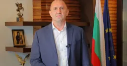 Партия пророссийского экс-президента Болгарии Радева побеждает на парламентских выборах