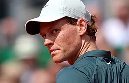 Синнер обыграл Зверева и впервые вышел в финал «Мастерса» в Монте-Карло