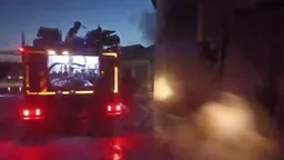 Загорелись два цеха по производству диванов близ Иркутска