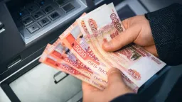 В правительстве предложили ограничить внесение наличных через банкоматы