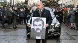 В МХТ имени Чехова прощаются с Игорем Золотовицким