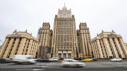 Россиян могут обязать отчитываться о наличии ВНЖ или иностранного гражданства