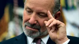 Министра торговли США освистали в Давосе