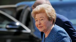 Наина Ельцина принимает поздравления с 94-м днём рождения от уральцев