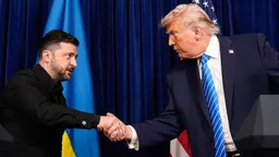 Kyiv Independent: Трамп непублично призвал Зеленского действовать «смелее» в отношении России