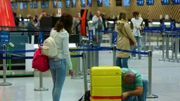 В московских аэропортах задержаны 30 рейсов