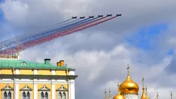 Часть парада Победы могла быть отменена из-за угрозы ракетных ударов